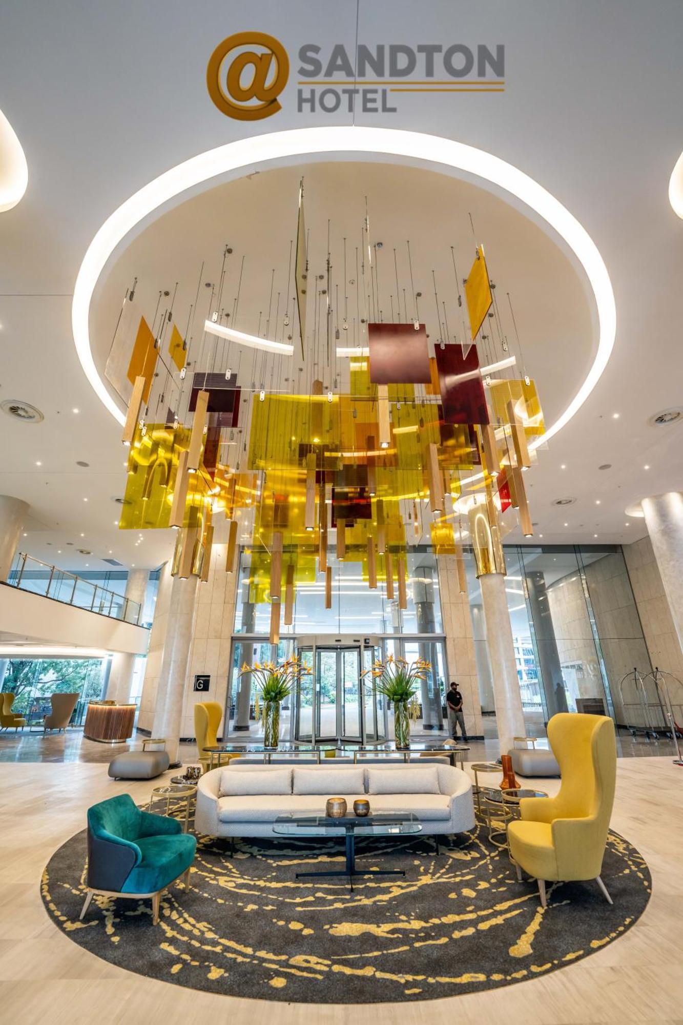 @Sandton Hotel Johannesburg Exterior photo