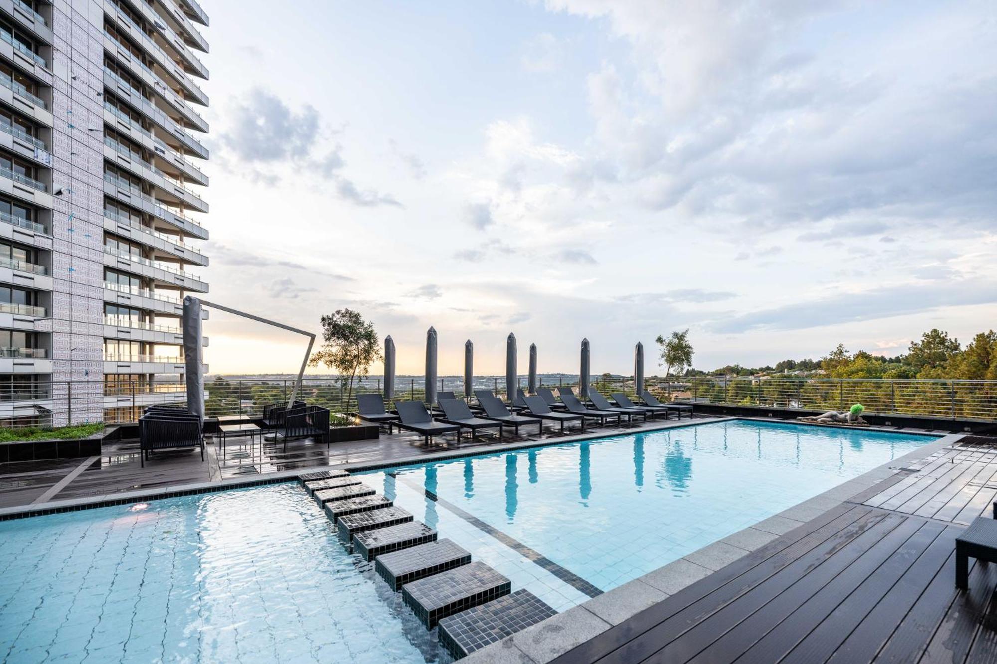 @Sandton Hotel Johannesburg Exterior photo